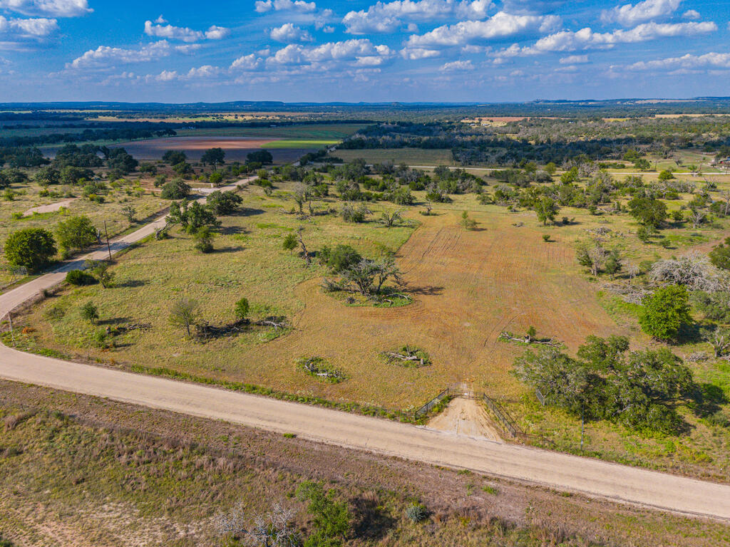 2840 N Grape Creek Rd Property Photo 33