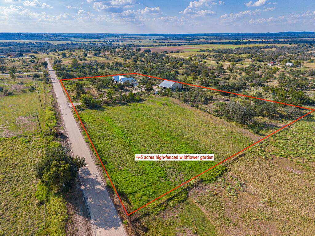 2840 N Grape Creek Rd Property Photo 35