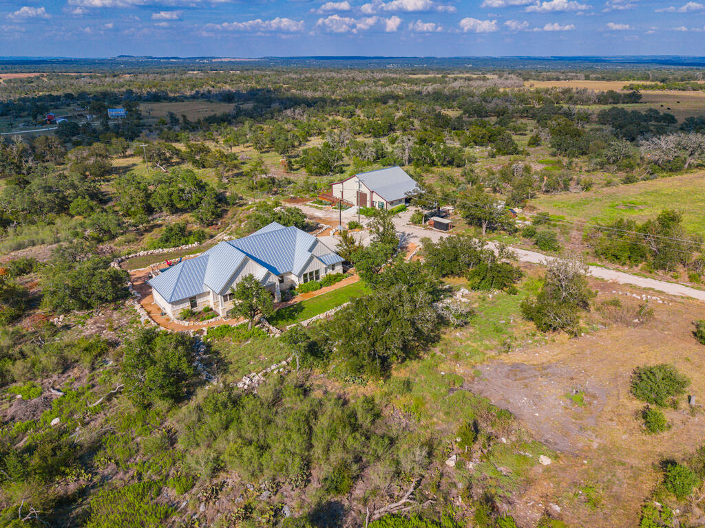 2840 N Grape Creek Rd Property Photo 37