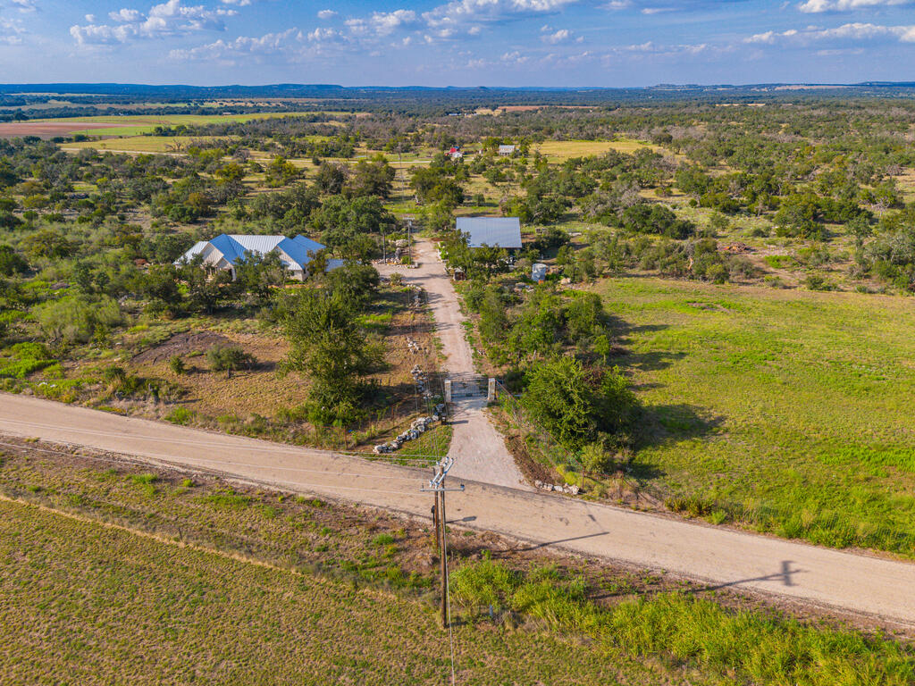2840 N Grape Creek Rd Property Photo 38