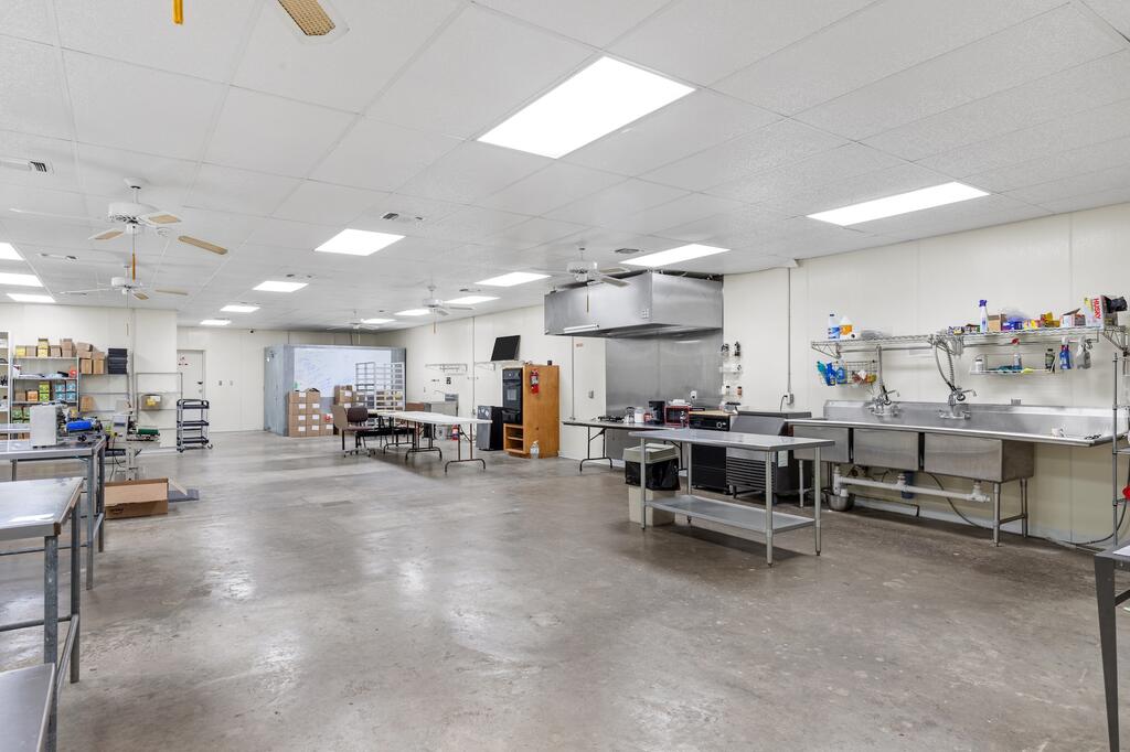 178 Industrial Loop Property Photo 13