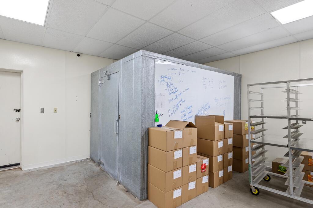 178 Industrial Loop Property Photo 16