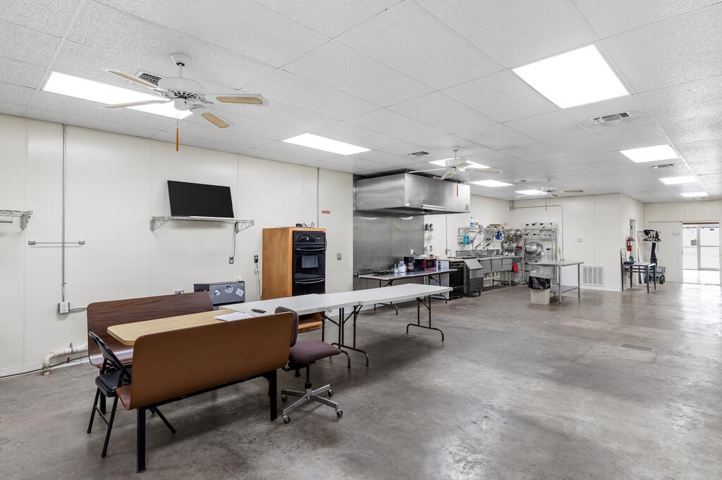 178 Industrial Loop Property Photo 17