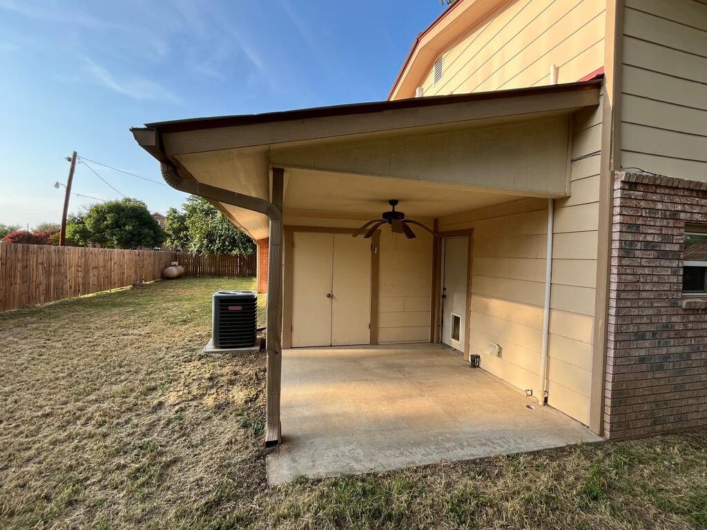 216 S Magnolia Property Photo 12