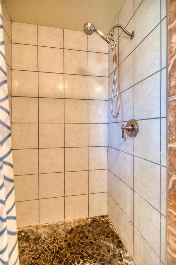 216 S Magnolia Property Photo 42