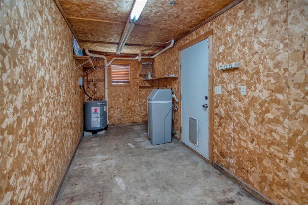 216 S Magnolia Property Photo 45