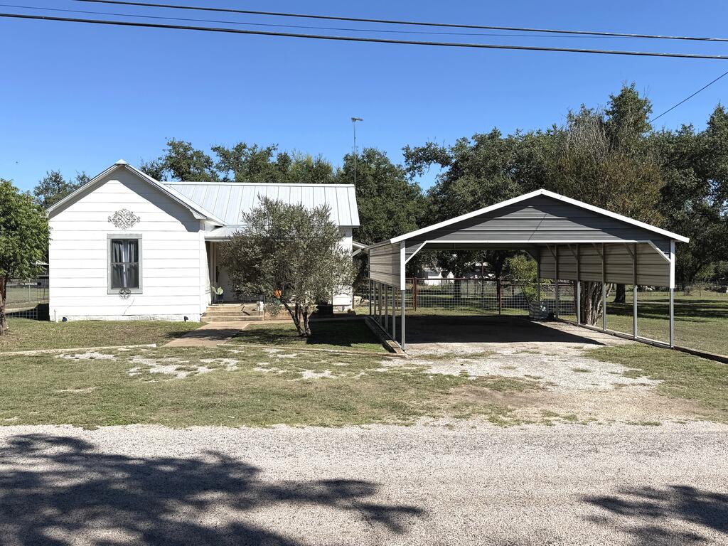 162 N Third St Property Photo 1