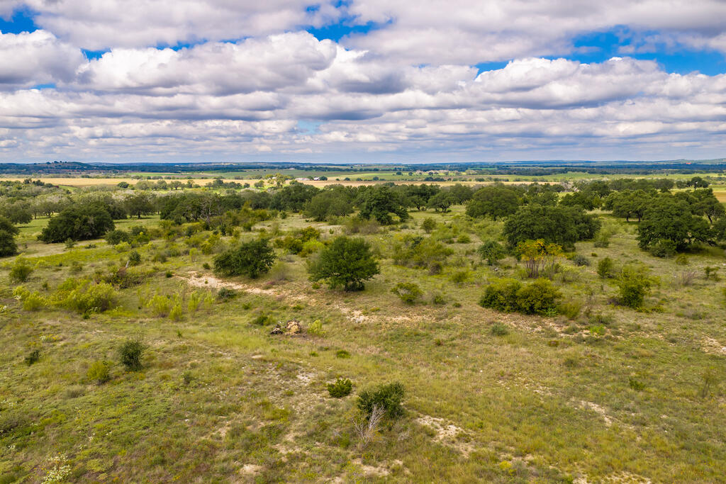 3145 N Grape Creek Rd Property Photo 11