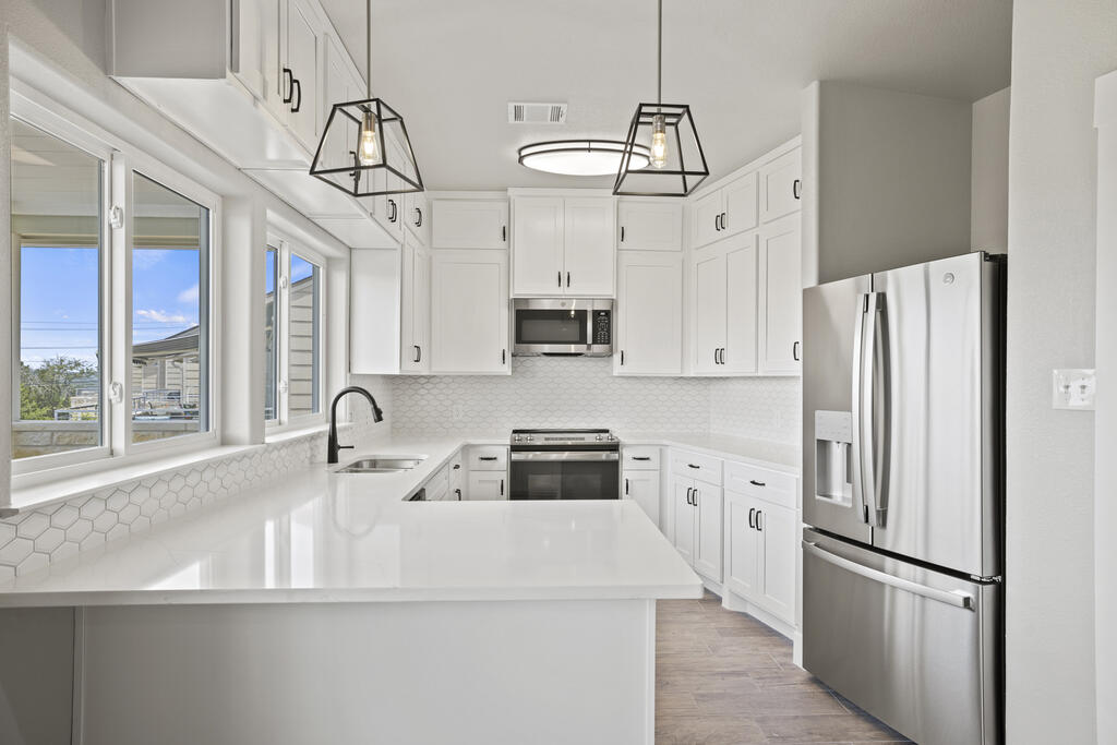 509 Winding Way Property Photo 4