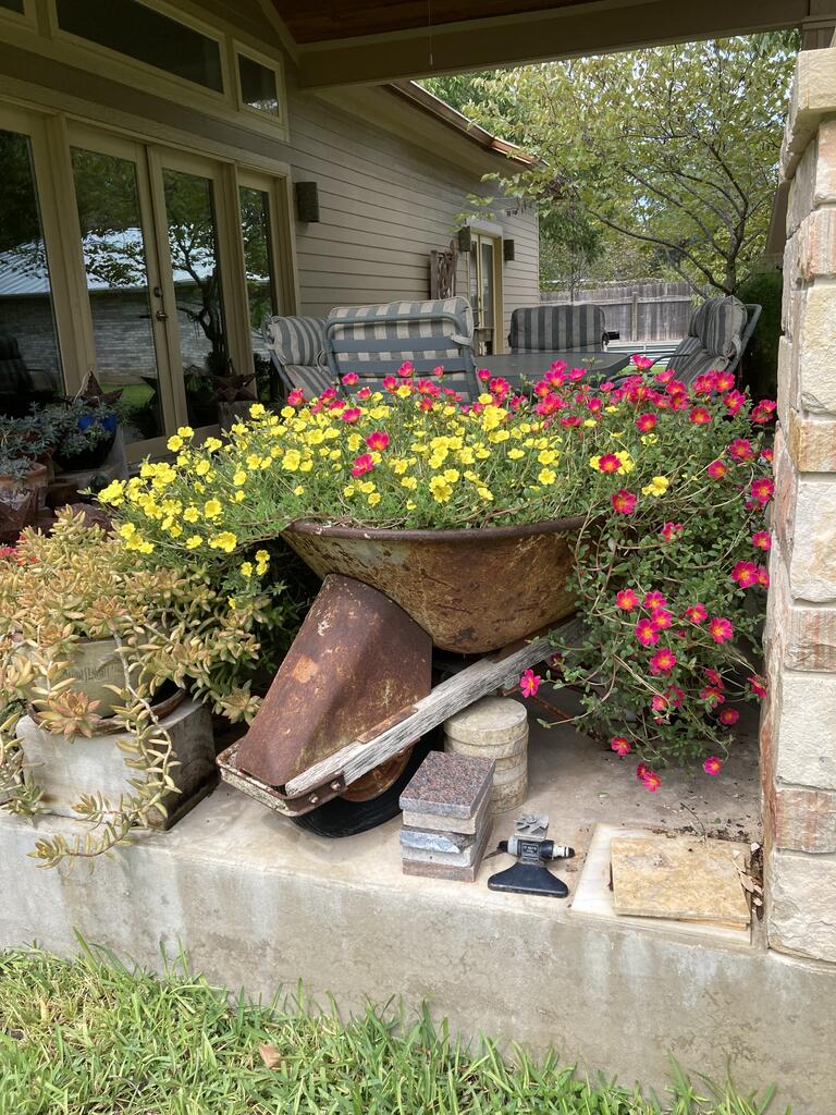 806 E Highway St Property Photo 51