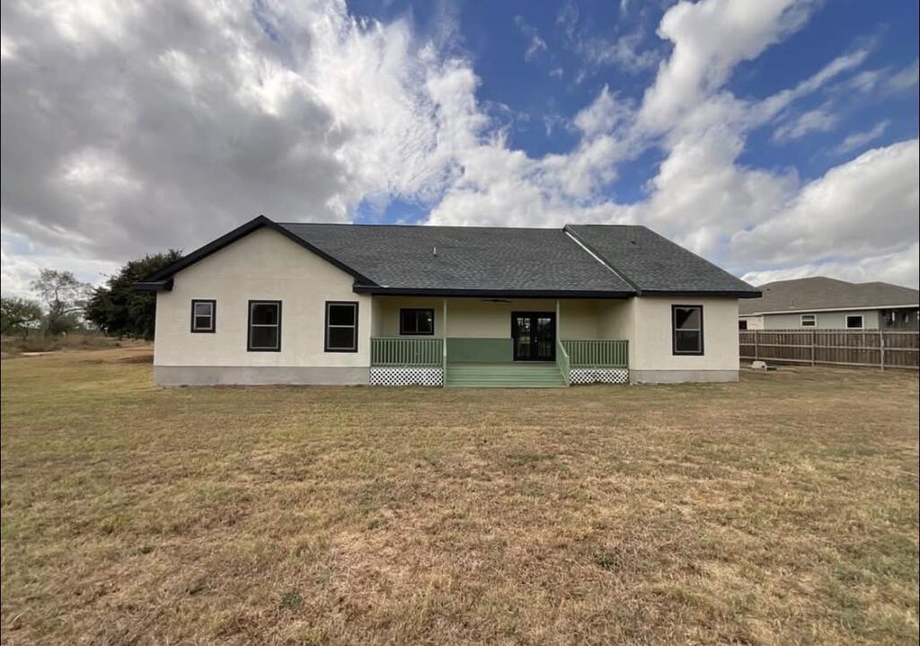 185 E Meadow Ln Property Photo 1