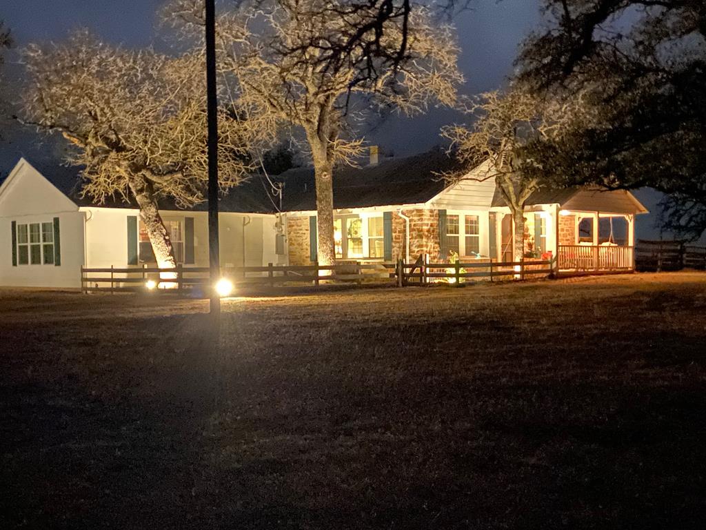 38 Parker Ranch Rd Property Photo 1