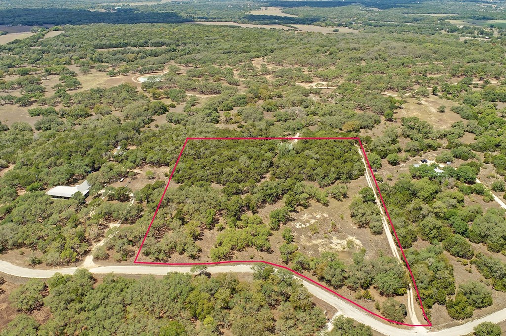 1366 River Bend Rd Property Photo 2