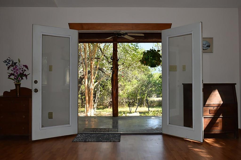 1366 River Bend Rd Property Photo 7