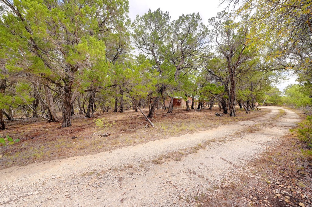 1366 River Bend Rd Property Photo 8