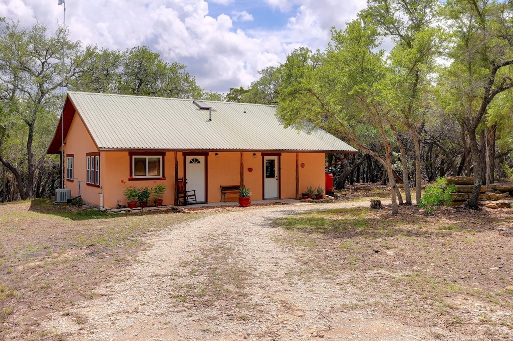 1366 River Bend Rd Property Photo 12