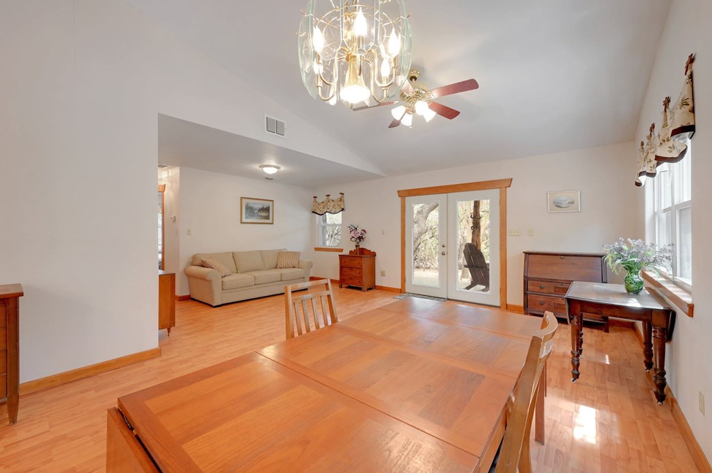 1366 River Bend Rd Property Photo 16
