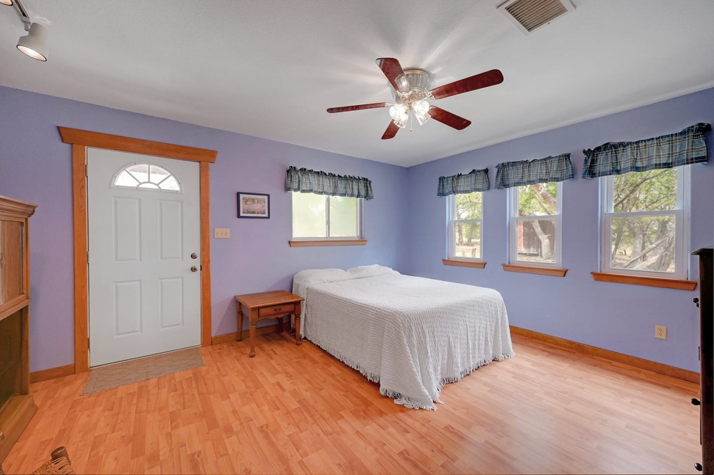 1366 River Bend Rd Property Photo 22