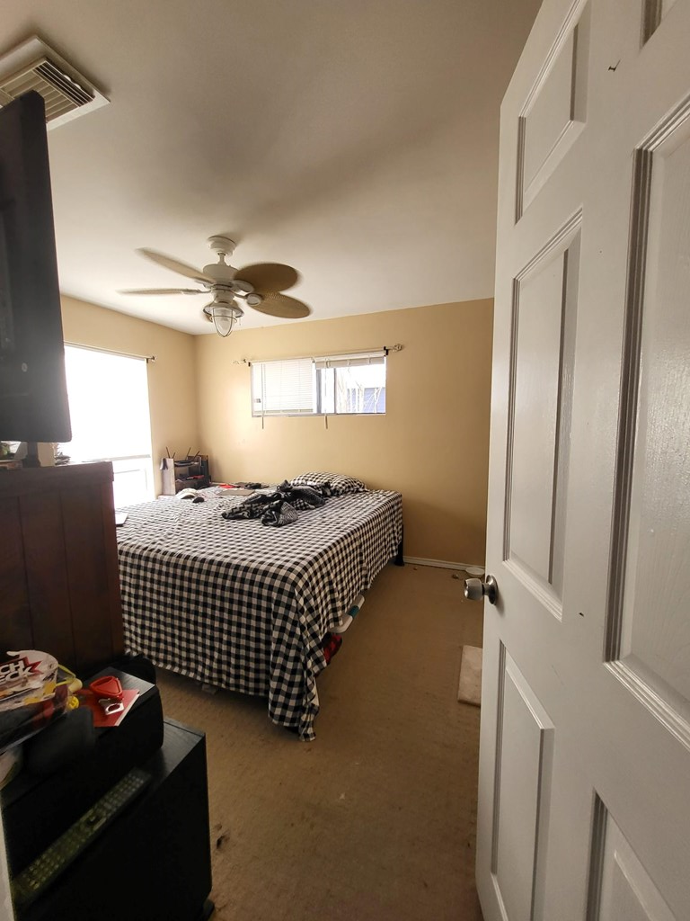 311 W Burbank St Property Photo 8
