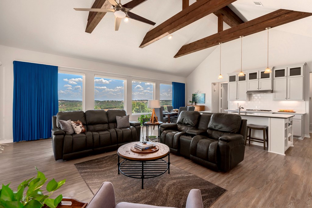 2114 Axis Circle Property Photo 6