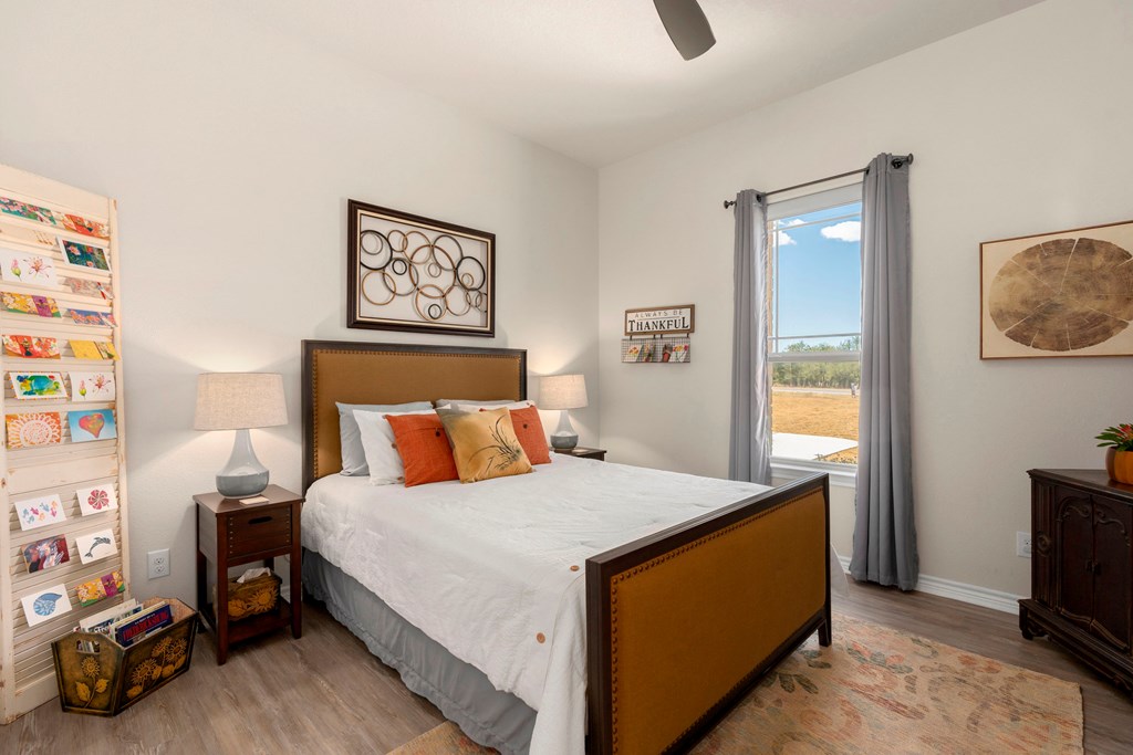 2114 Axis Circle Property Photo 25