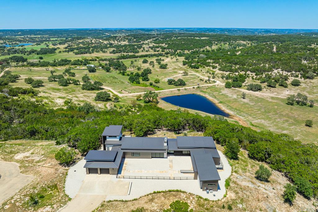 5081 Bandera Hwy Property Photo