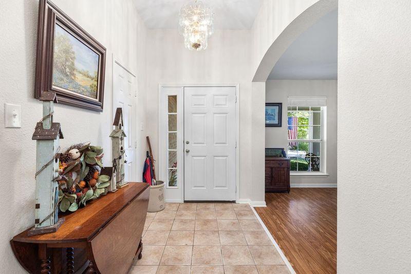 311 Summer Hill Dr Property Photo 4