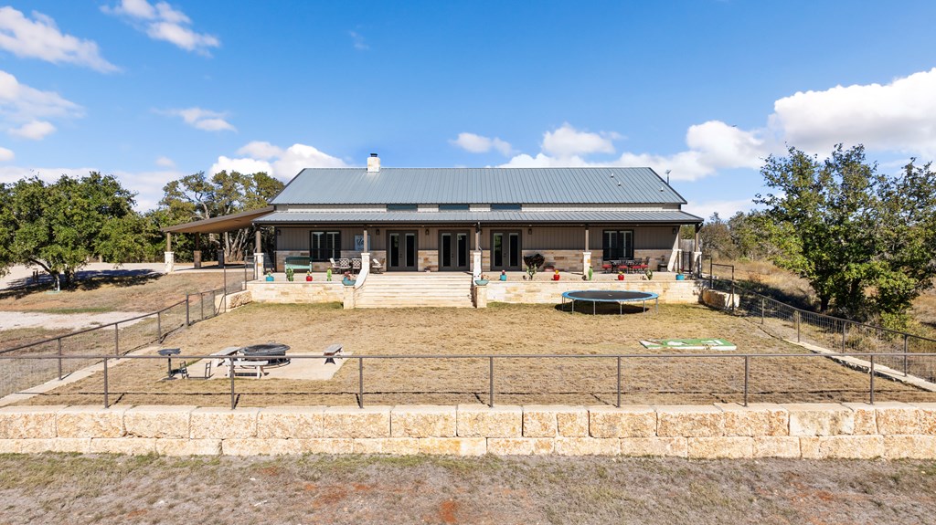 201 County Rd 114 Property Photo 24