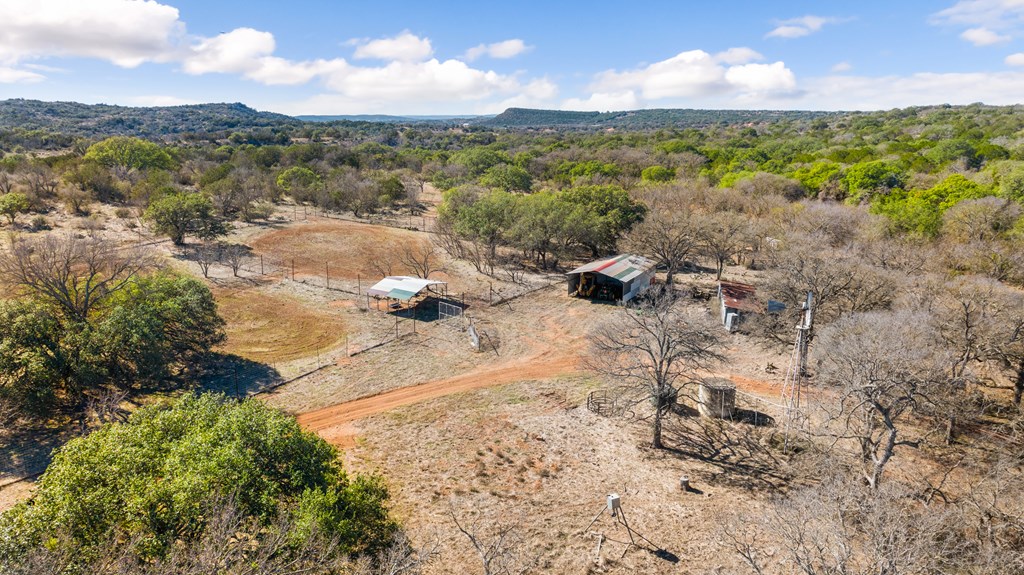 201 County Rd 114 Property Photo 40