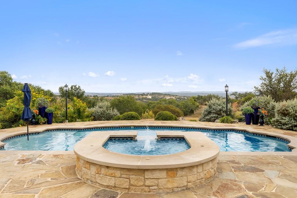 1900 Byrd Ranch Rd