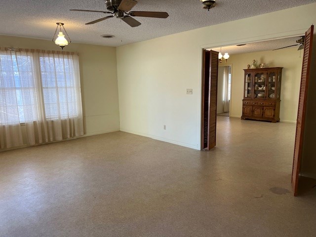 119 Parkview Dr Property Photo 11
