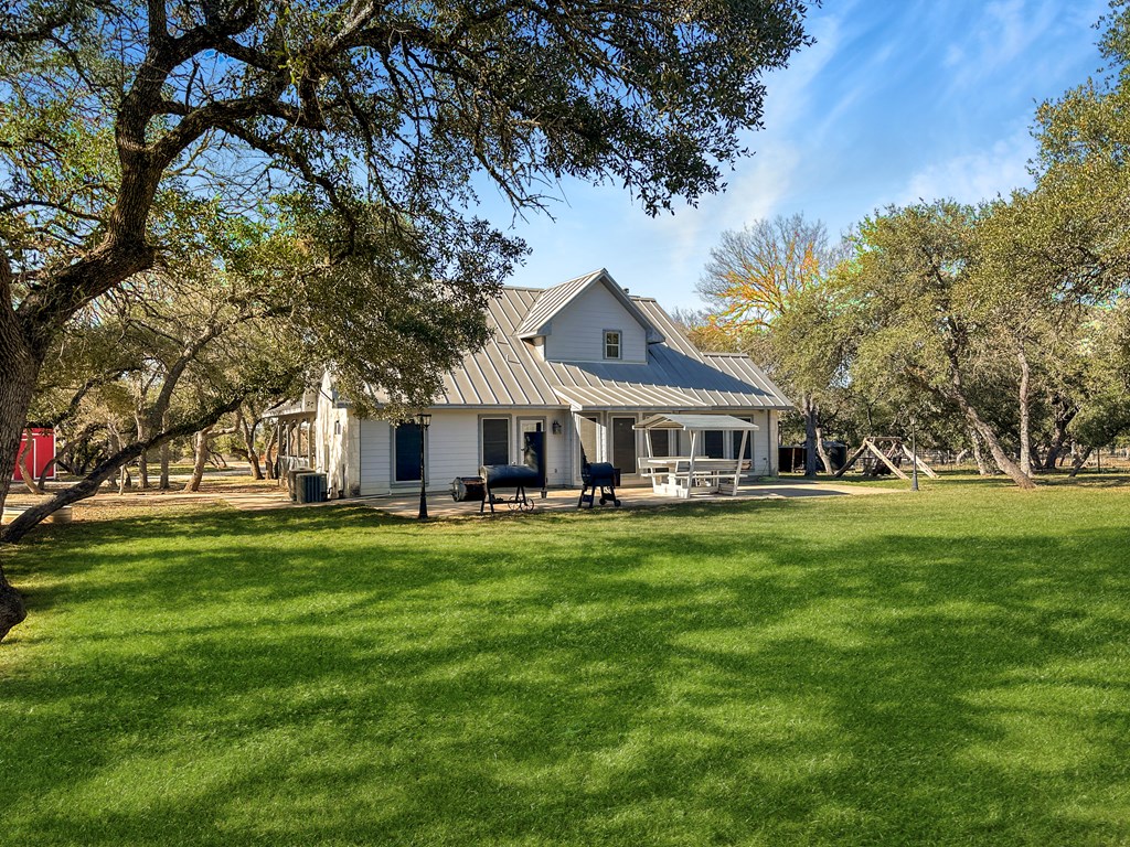 565 Red Bluff Ranch Rd Property Photo 4
