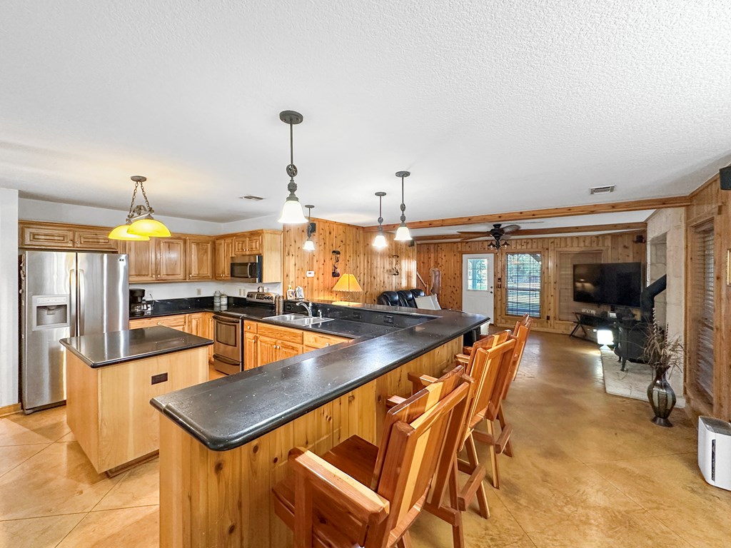 565 Red Bluff Ranch Rd Property Photo 11