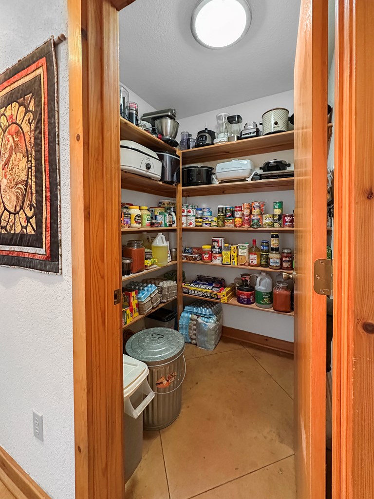 565 Red Bluff Ranch Rd Property Photo 12