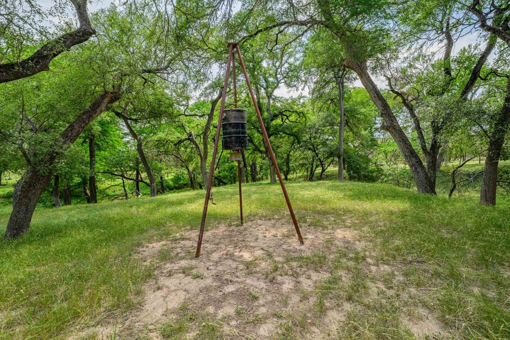 505 Fm 473 Property Photo 14