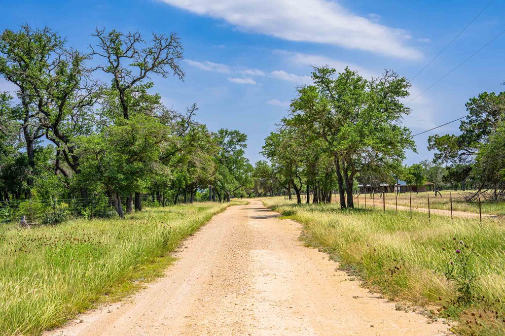 505 Fm 473 Property Photo 15