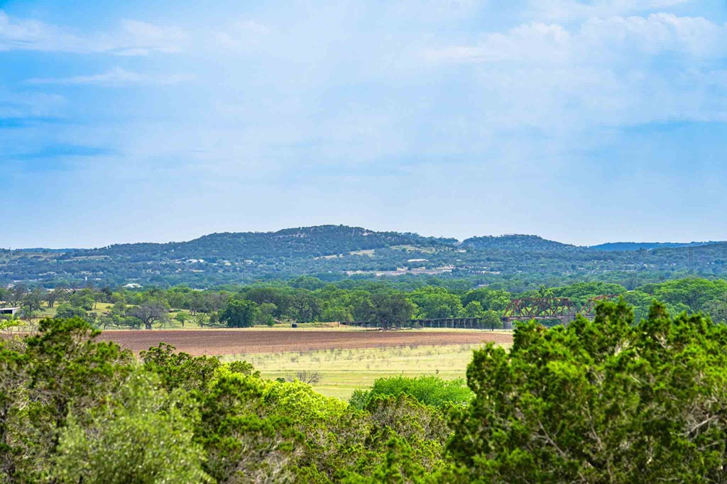 505 Fm 473 Property Photo 20