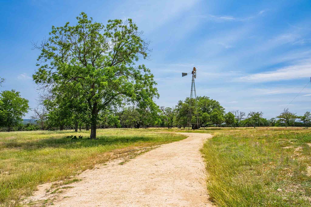 505 Fm 473 Property Photo 22