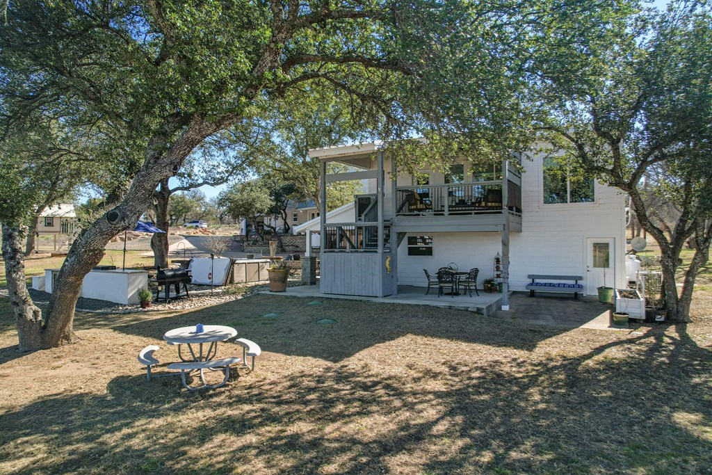 206 County Rd 142 Property Photo 33