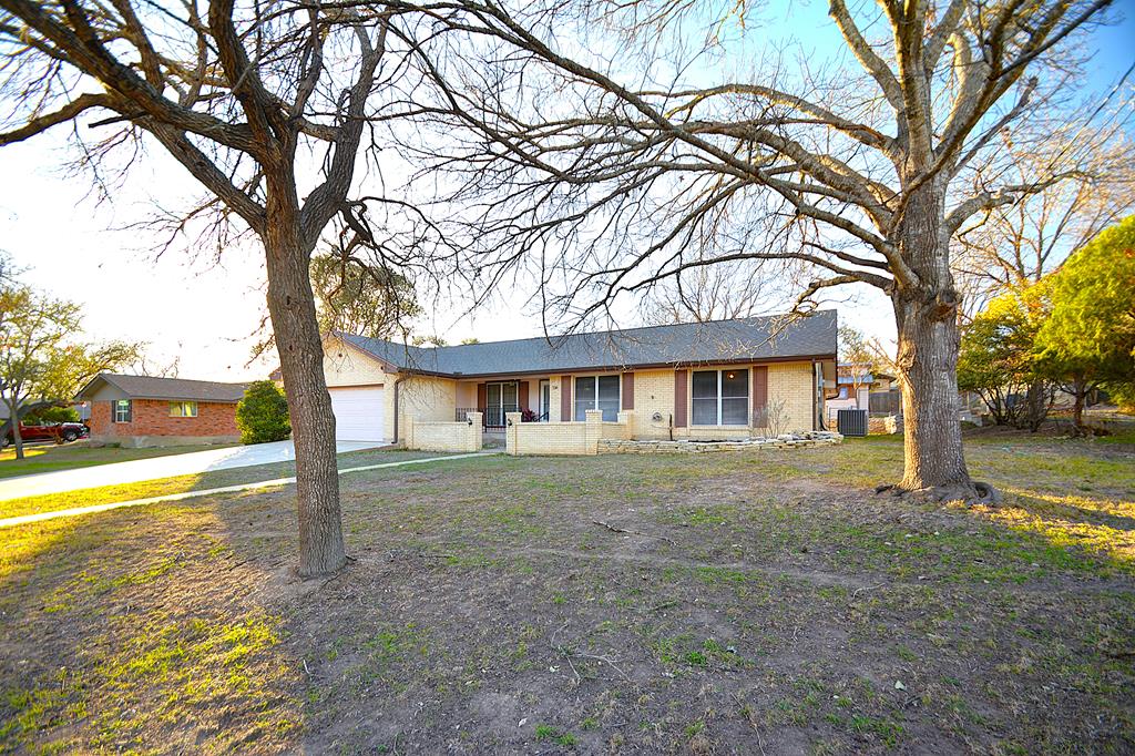 116 Spanish Oak Ln. Property Photo