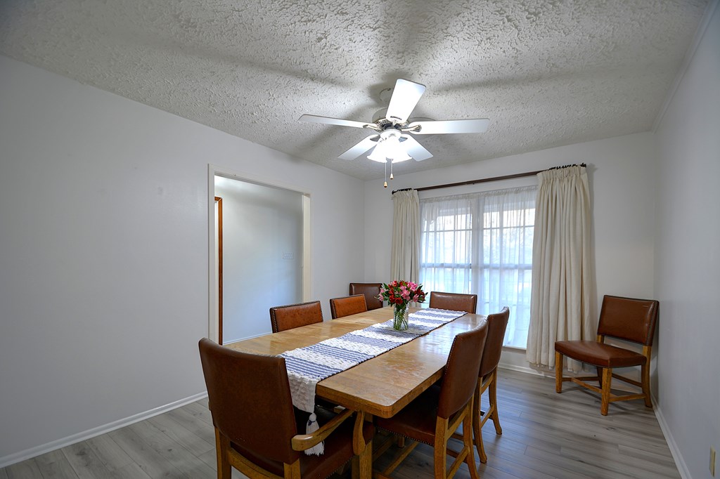 116 Spanish Oak Ln. Property Photo 10