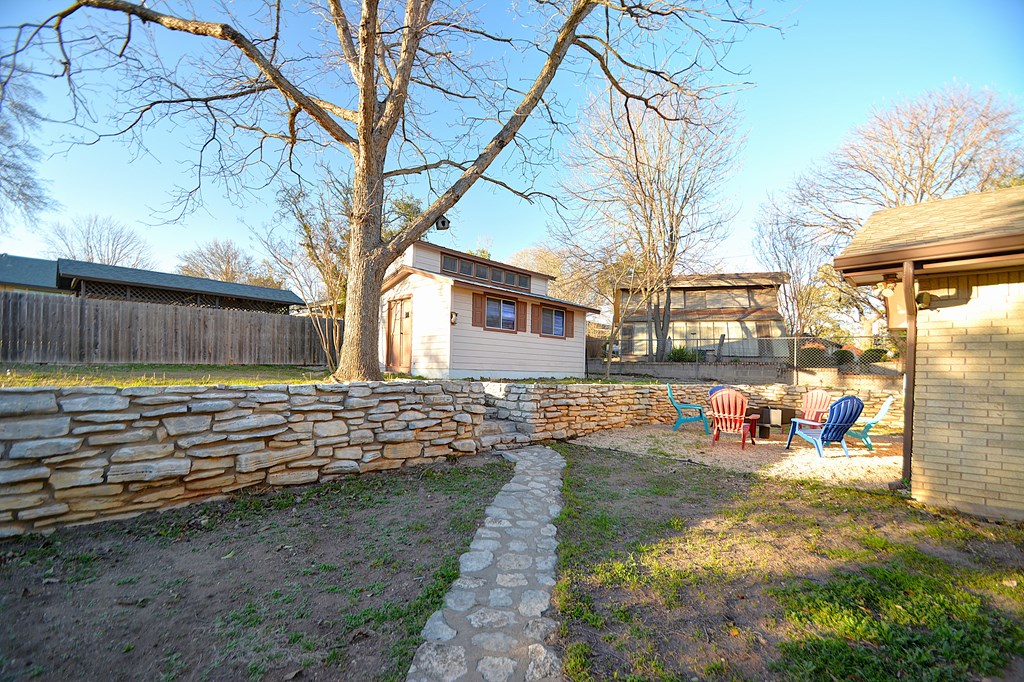116 Spanish Oak Ln. Property Photo 34