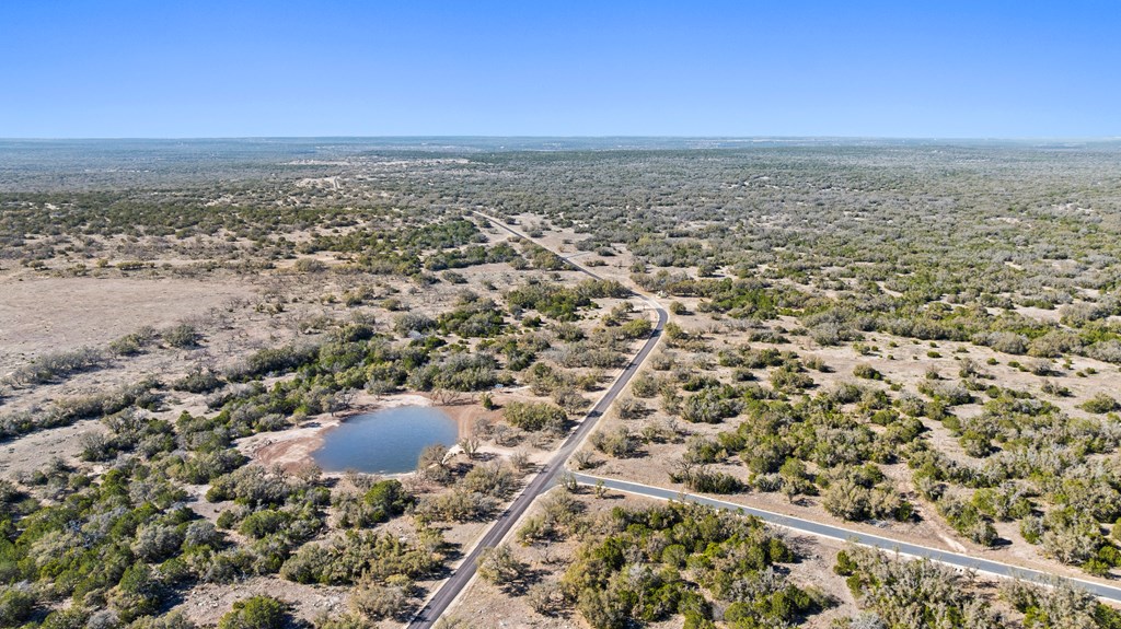 104 Yo Ranch Rd Property Photo 2