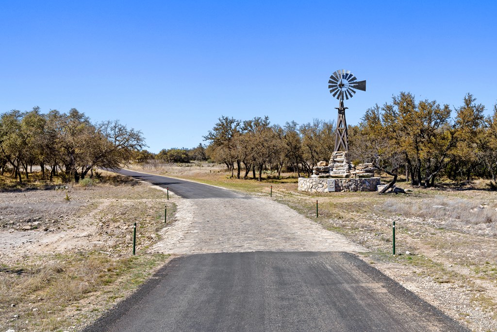 104 Yo Ranch Rd Property Photo 21