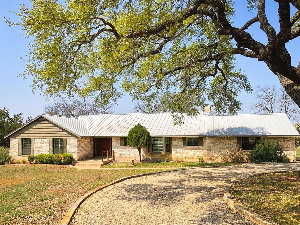 152 Oak Haven Rd Property Photo