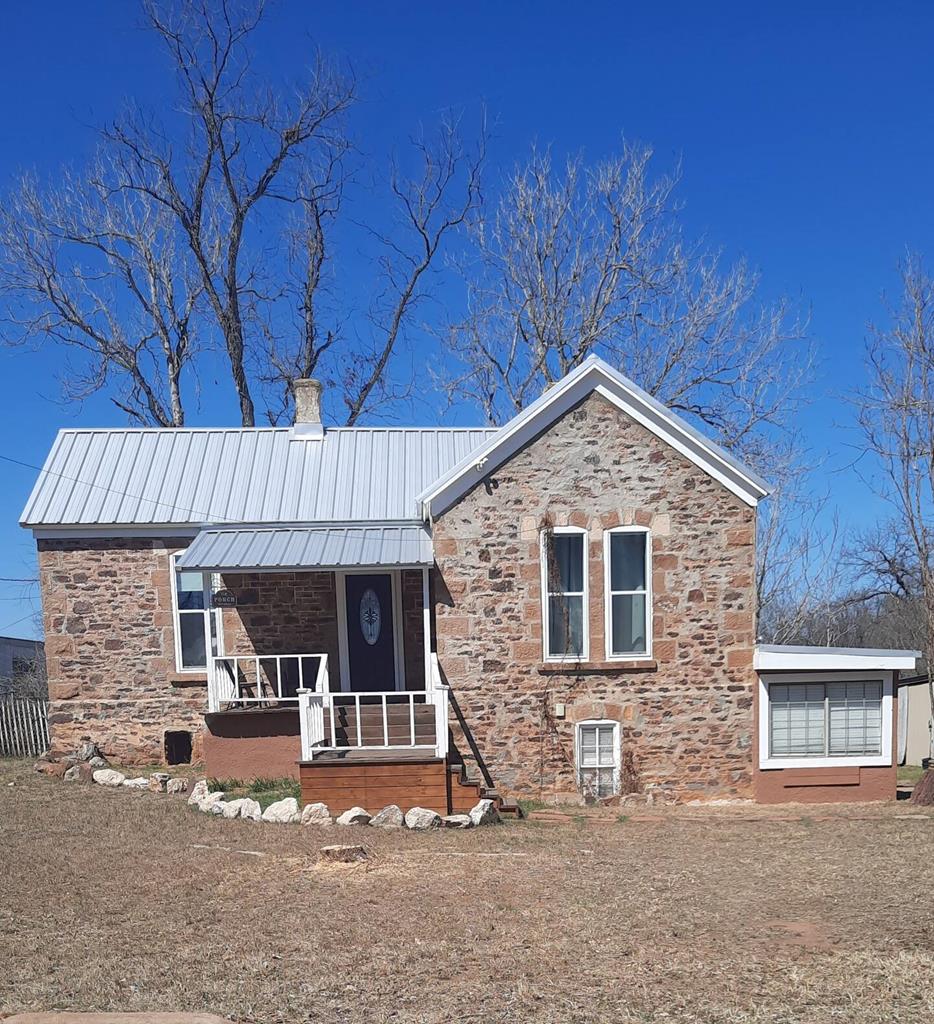210 Bluebird Property Photo