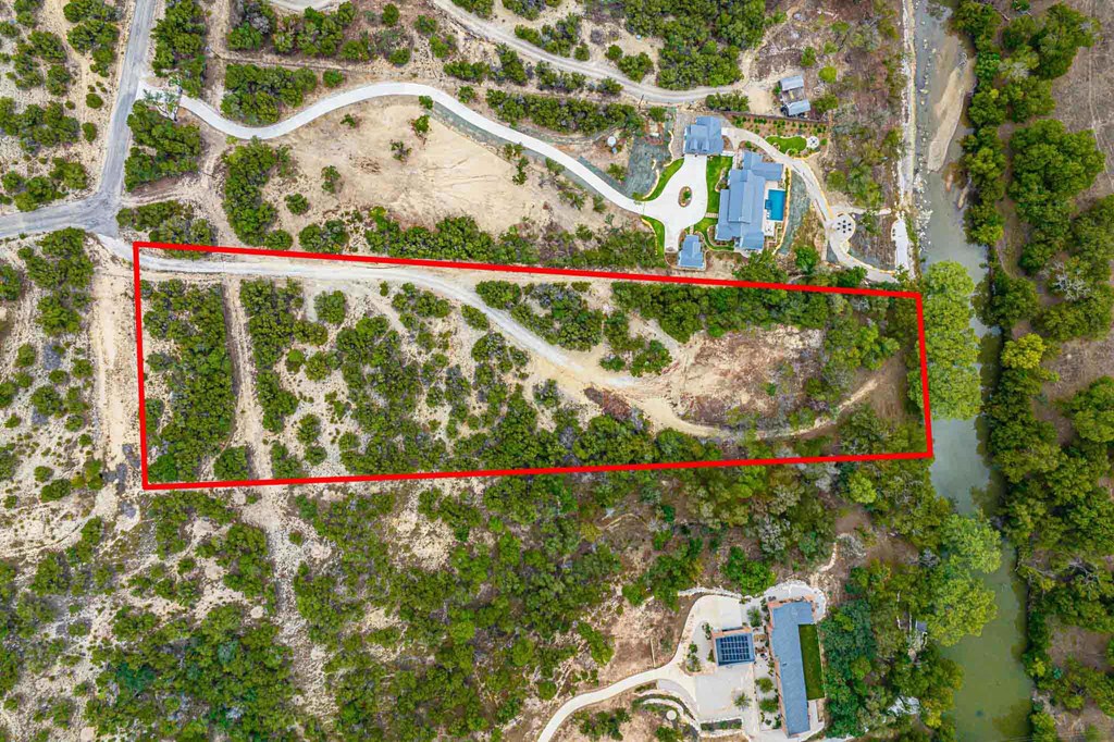 105a Oleander Rd. Property Photo 4