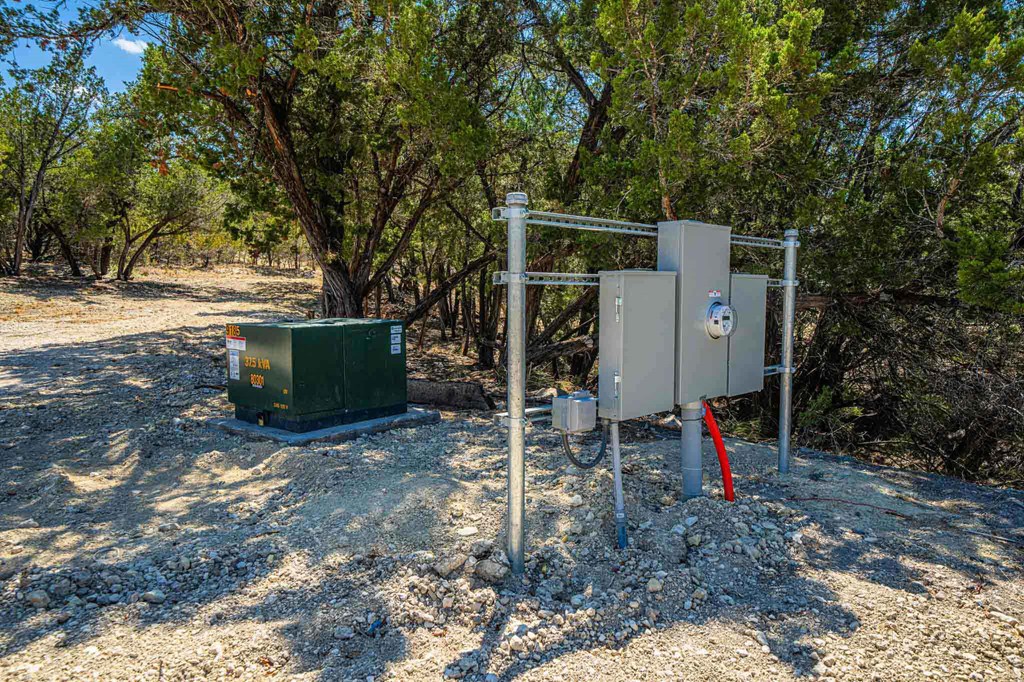 105a Oleander Rd. Property Photo 13