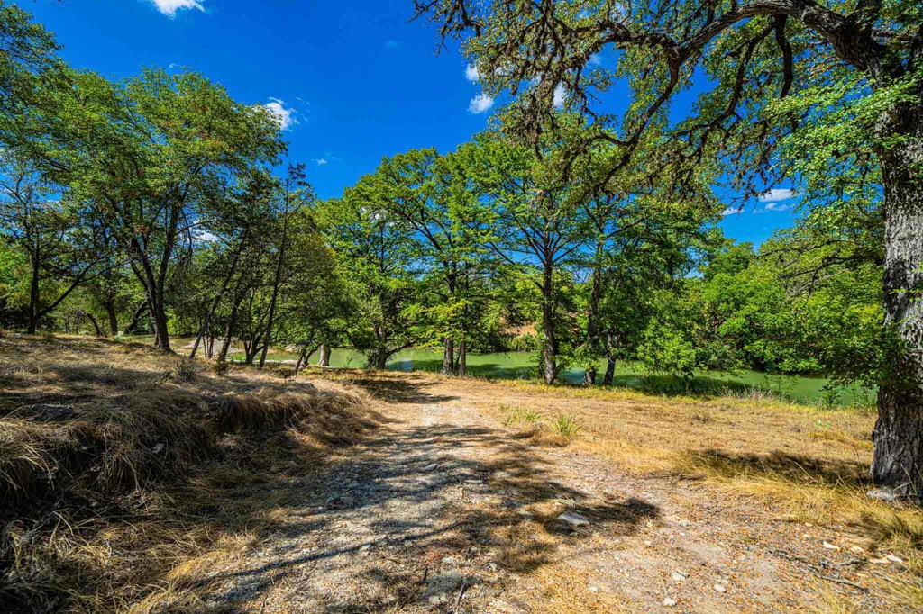105a Oleander Rd. Property Photo 15