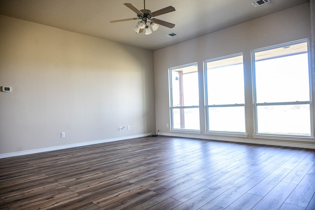 15219 N Ranch Rd 783 Property Photo 4